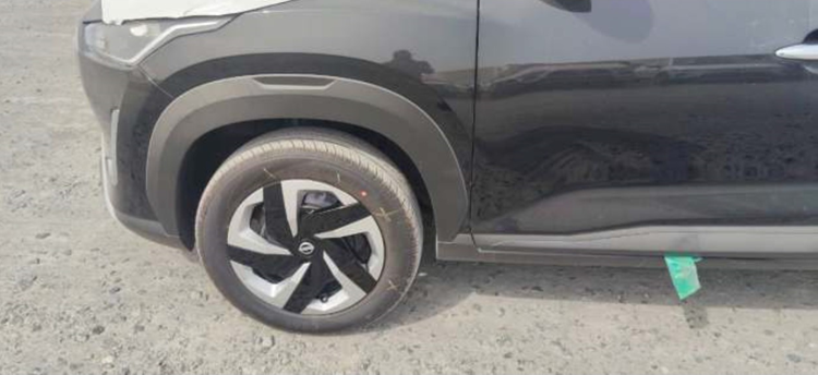 Nissan Magnite Visia