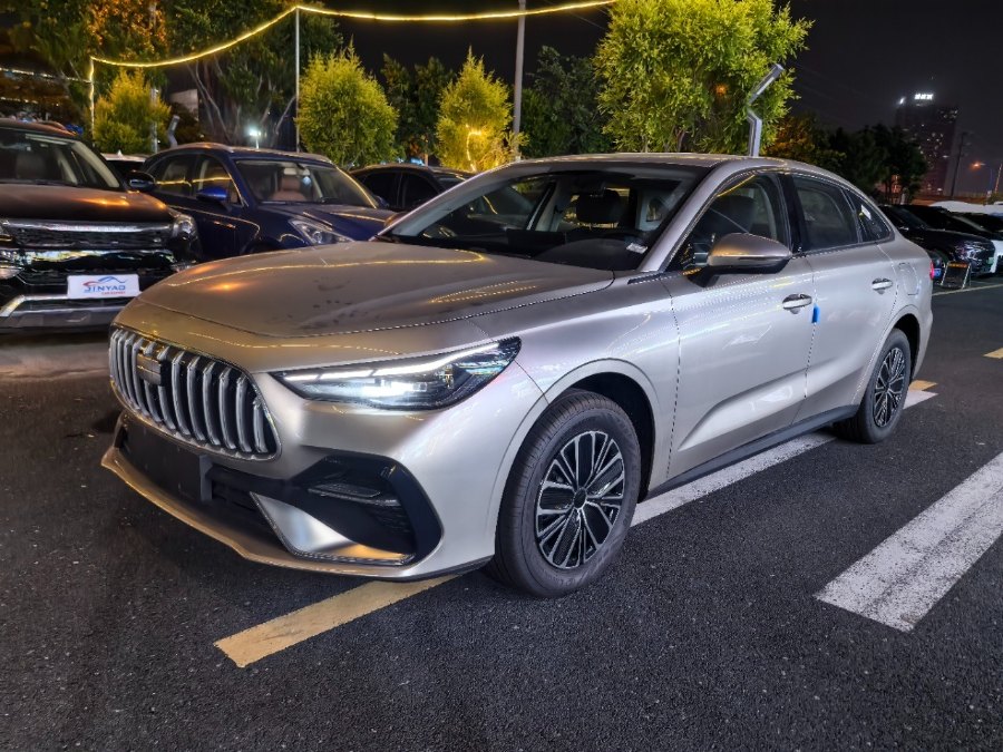 Geely Galaxy Xingyao 6 EM-i 2025 - Chine