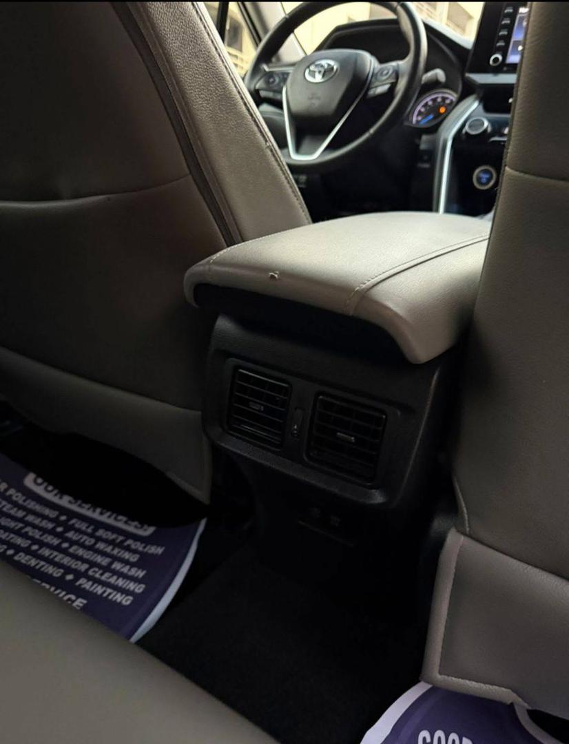 TOYOTA VENZA HYBRID