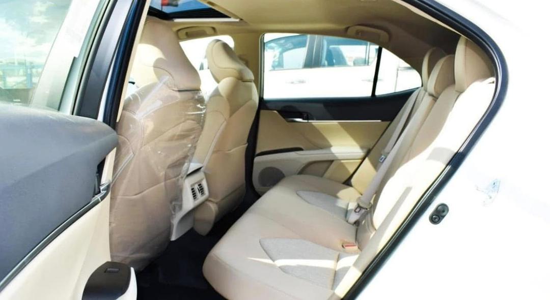 TOYOTA CAMRY