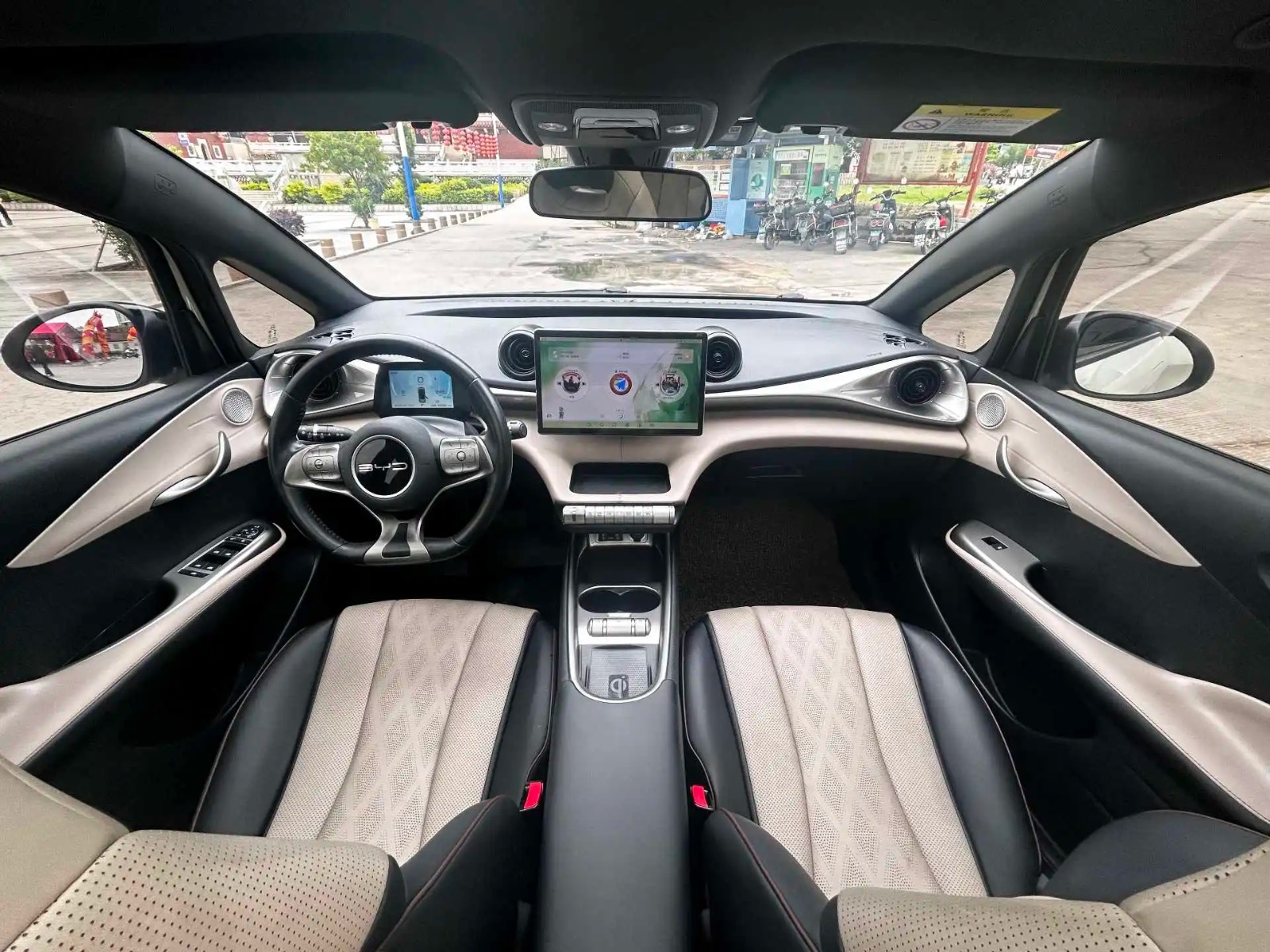 BYD 2023 Dolphin