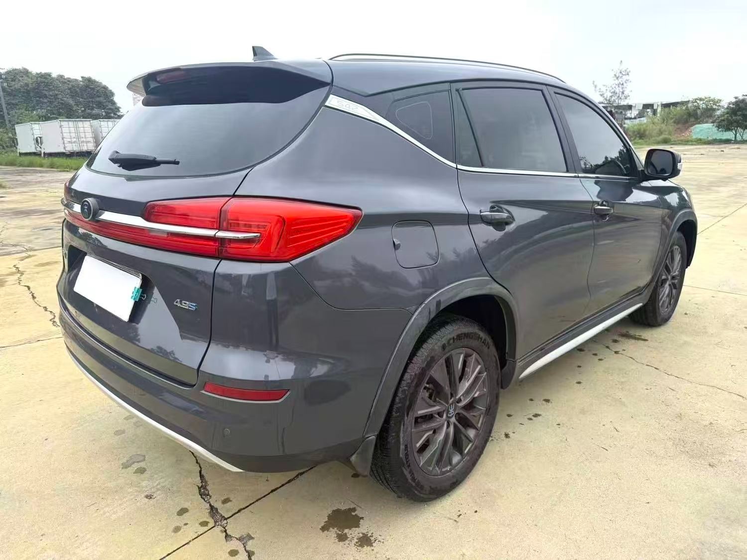 BYD Song