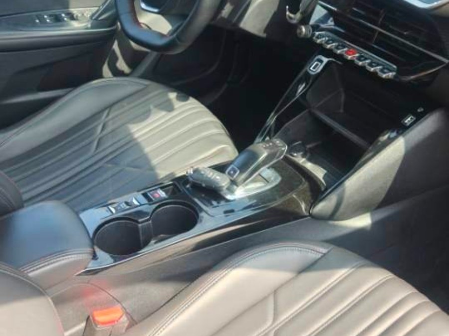 Peugeot 2008 année 2020 - Chine